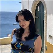 Lezioni di inglese e materie umanistiche da elementari a superiori; preparazione per certificazione IELTS C1